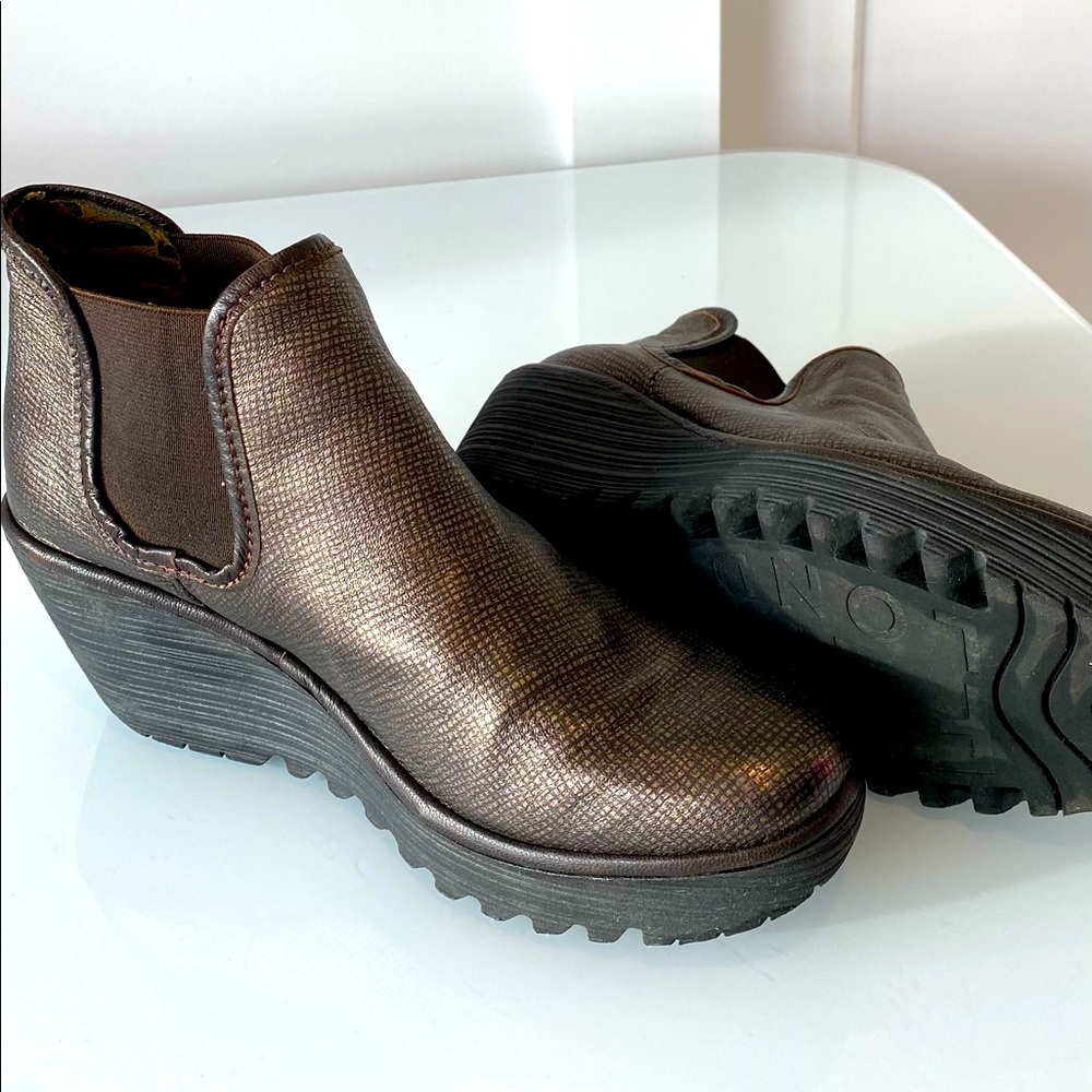 Fly London Yoss size 38 slip on ankle boot